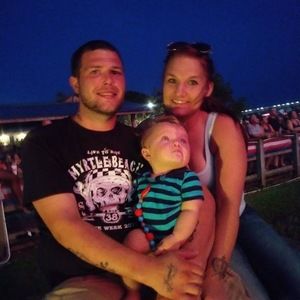 Meet your Posher, Caitlyn